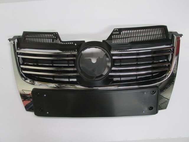Ön Panjur (Nikelaj Kaplamalı) Sensör Deliksiz (Plakalık 52 Cm) Volkswagen Jetta 5 06-10 Arası