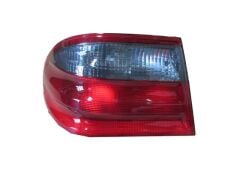 Dış Stop Lambası Sol Kırmızı-Füme Mercedes E Class W210 00-02 Arası