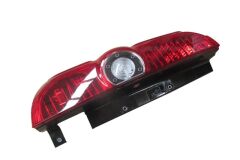 Sol Stop Lambası Kırmızı-Beyaz (Bagaj Kapağı Yukarı Açılan) (Mars) (E Marklı) Fiat Doblo 2011-2015 Arası