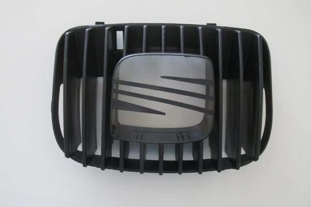 Ön Panjur Dış (Orta Peteği) Armasız (Euro Body) Seat Toledo 99-05 Arası