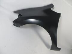 Sol Ön Çamurluk Deliksiz Toyota Auris 2011-2012 Arası