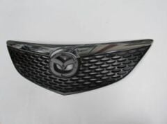 Ön Panjur Siyah (Nikelaj Kaplamalı) (Fpı) Mazda 3 Hb 03-06 Arası
