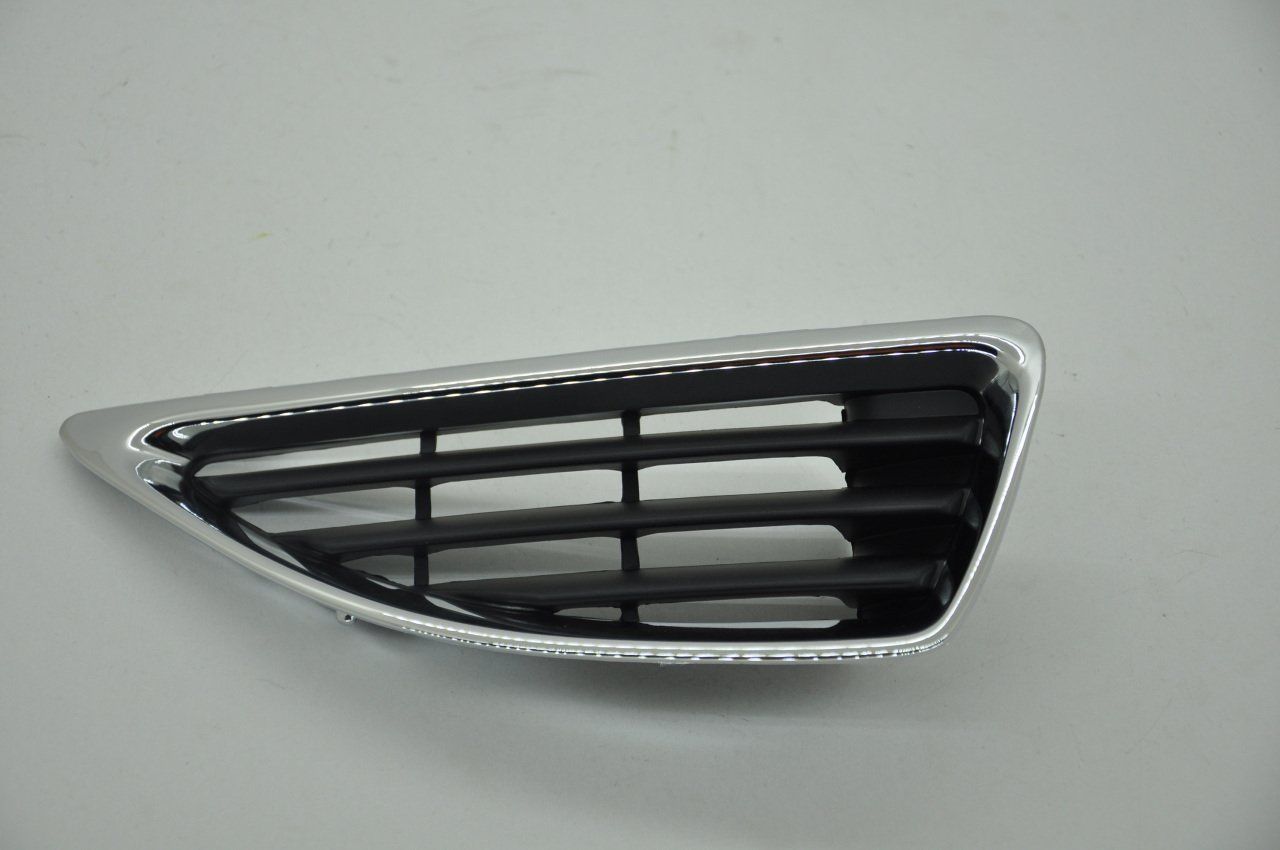 Ön Sağ Panjur Megane 1999-2002 Arası Modeller İçin