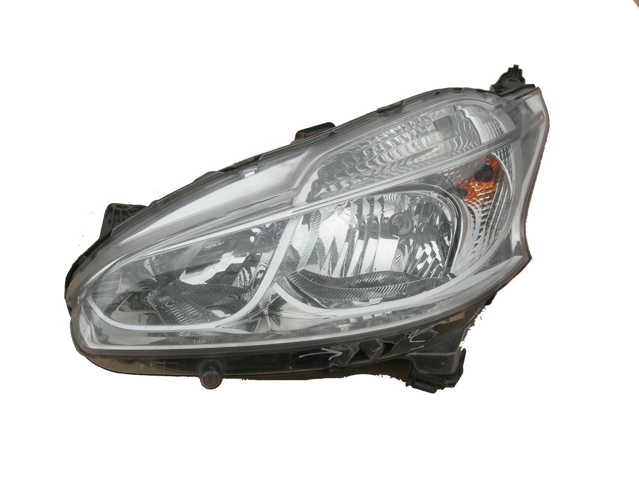 Far Ön Sol Peugeot 208 2012-2016 Arası