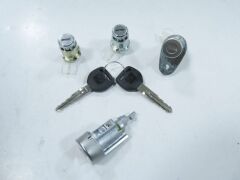 Kontak (3Lü) (Kontak-Kapı-Bagaj) (4Kapı) Honda Cıvıc Sd 90-91 Arası