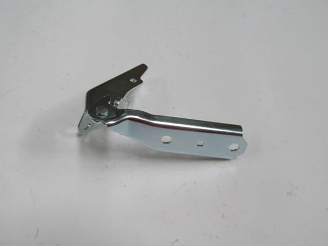 Kaput Menteşesi Sol (Çift Farlı Tip) Volkswagen Polo 5 02-05 Arası