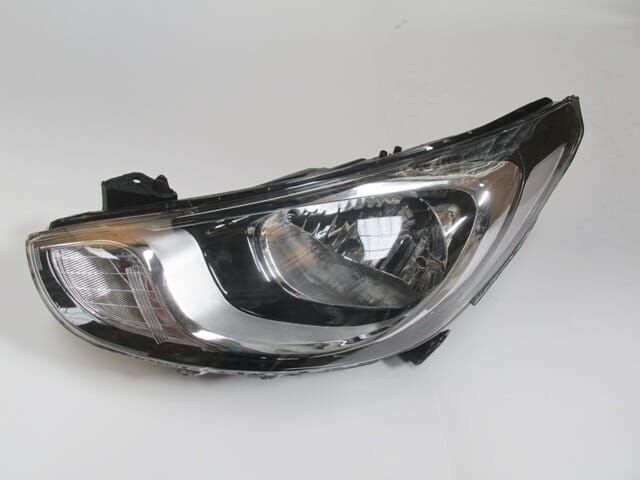 Far Sol Manuel-Beyaz Reflektörlü Ledsiz (H4) (5Pin) (Casp) Hyundaı Accent Blue 11-14 Arası