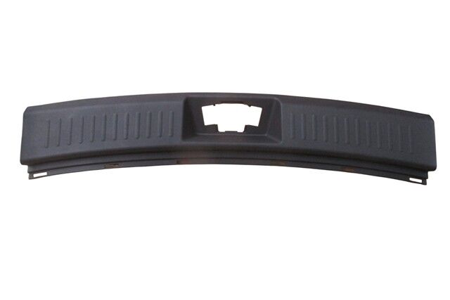 Arka Bagaj Plastiği (Kilit Karşılığı Üst Plastiği) Chery Tiggo 8 Pro Max 2024-2025 Arası