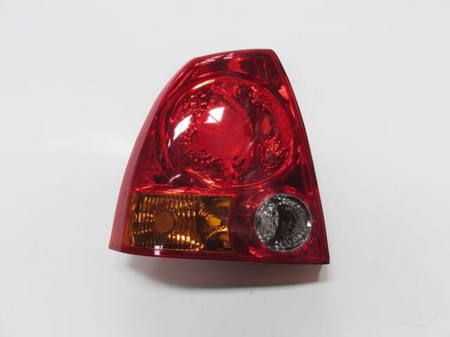 Stop Lambası Sol Kırmızı-Sarı-Beyaz Hyundaı Accent Admıre 03-05 Arası