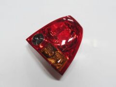 Stop Lambası Sağ Kırmızı-Sarı-Beyaz Hyundaı Accent Admıre 03-05 Arası
