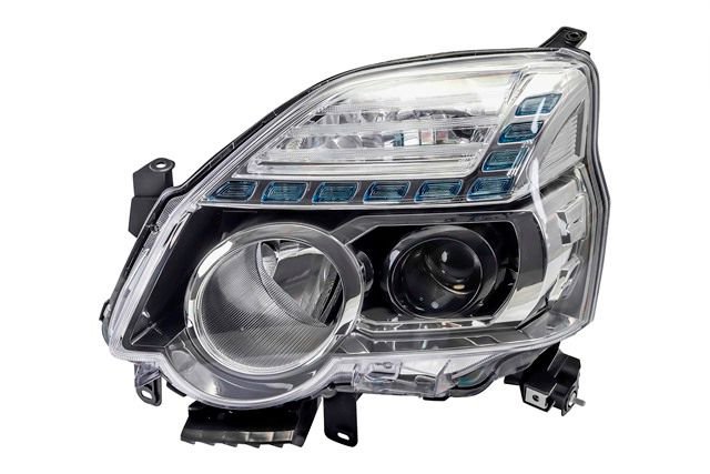 Far Sol Nissan X-trail  2011-2013 Arası (Siyah)