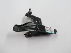 Ön Çamurluk İç Bağlantı Braketi Sağ Toyota Hilux Pick Up Ln145 02 - 05 Arası