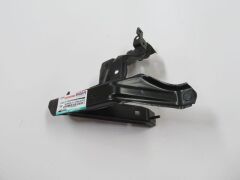 Ön Çamurluk İç Bağlantı Braketi Sol Toyota Hılux Pıck Up Ln145 02-05 Arası