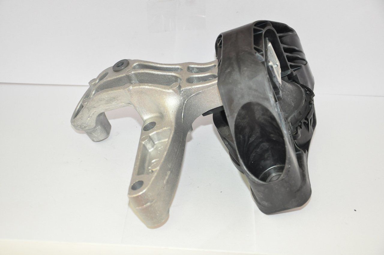 Motor Takozu Sağ Megane 4-Talısman