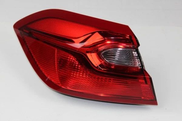 Stop Lambası Sol Dış Ford Fıesta 2017 Sonrası