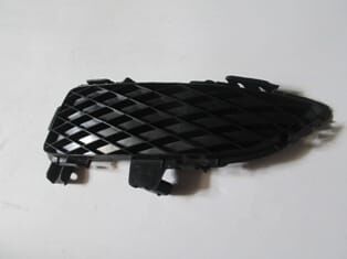 Sis Far Çerçevesi Sol (Fpı) Mazda 3 Hb 03-06 Arası